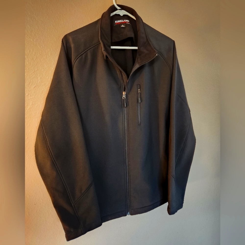 Kirkland light zip up jacket
